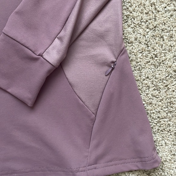 Fabletics pullover - Picture 3 of 4